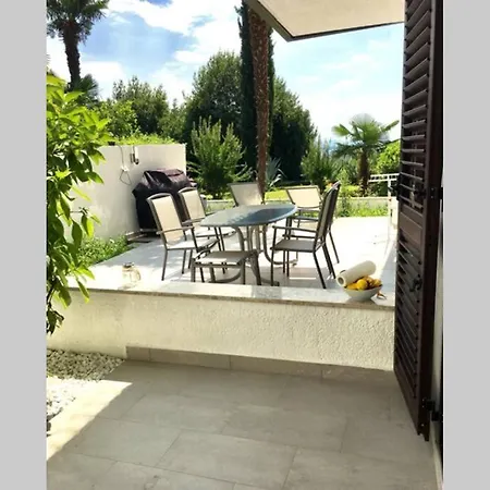 아파트 White Studio Opatija